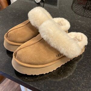 Ugg Disquette Platform Slippers